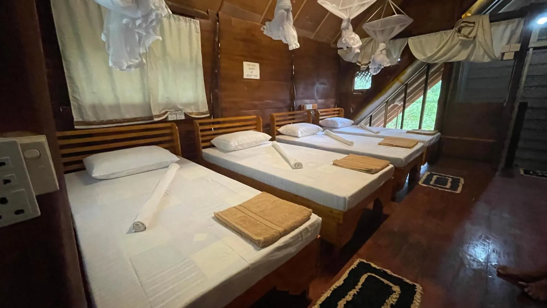 Sigiriya Coconut Shade Hostel