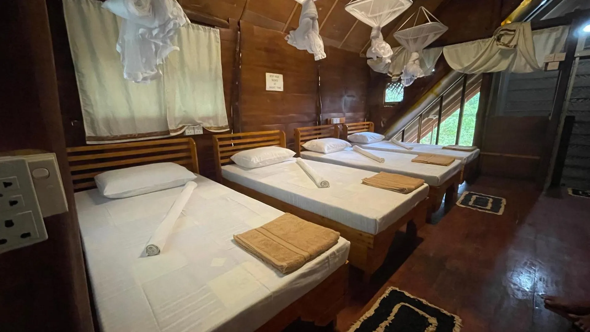 Sigiriya Coconut Shade Hostel